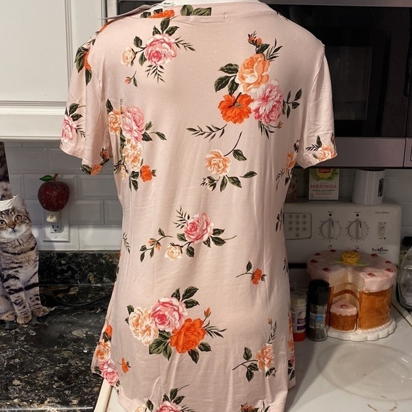 f Bearskand floral stretch short sleeve regular size maternity top XL.  NWT - Picture 2 of 5